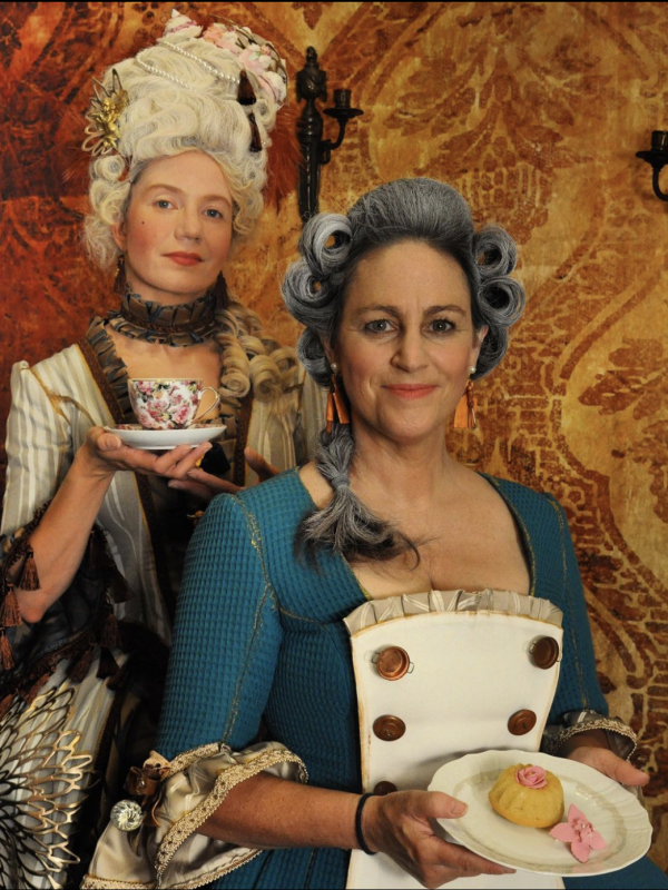 Marie Antoinette bittet zum Kaffee