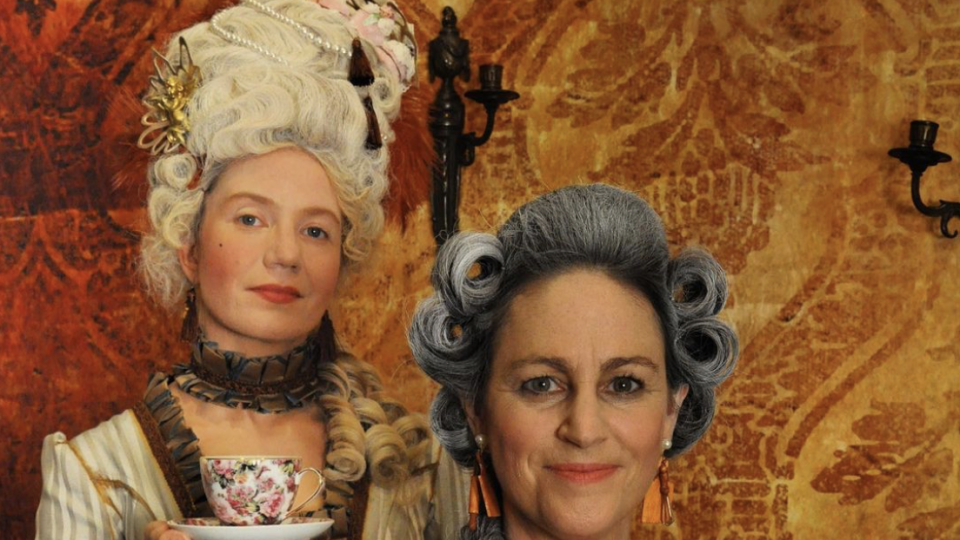 Marie Antoinette bittet zum Kaffee