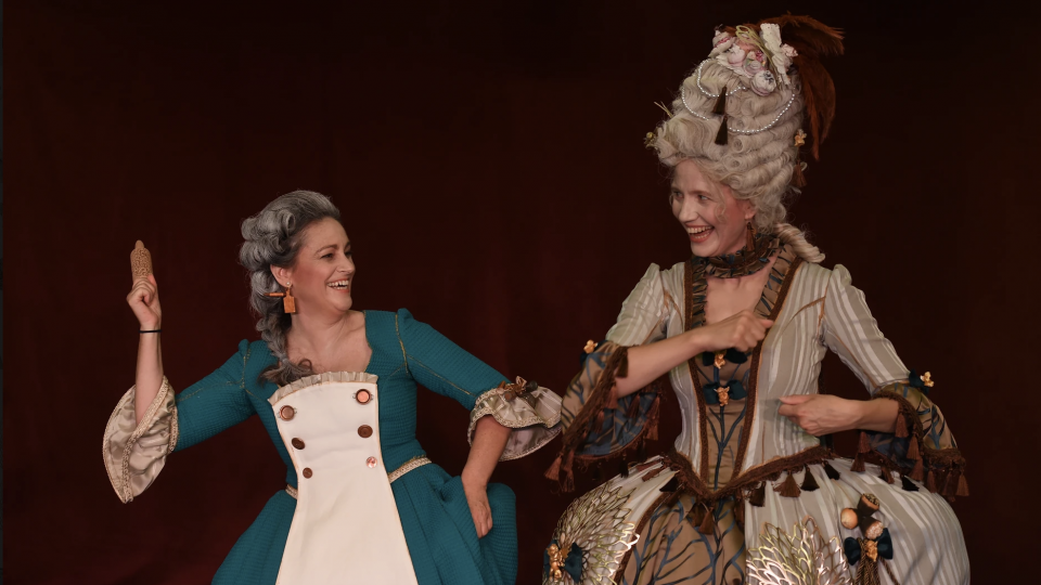 Marie Antoinette bittet zum Kaffee