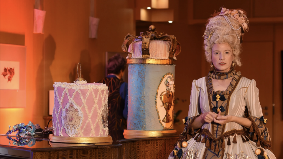 Marie Antoinette bittet zum Kaffee